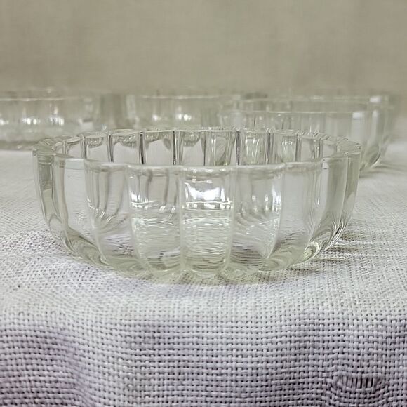 Jeannette Glass Clear National 4 1/2" Berry Dessert Bowls set of 5 - Picture 3 of 4